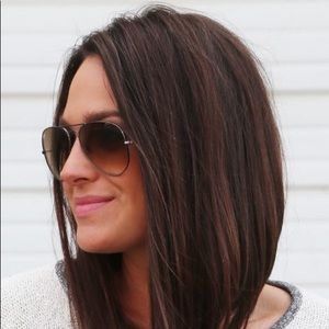 Meet your Posher, Lina